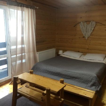 Круассан Hotel Bukovel Bagian luar foto